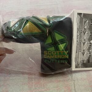 HEADCOVERS
 2017 ST. PATRICK’S DAY MODERN CLOVER